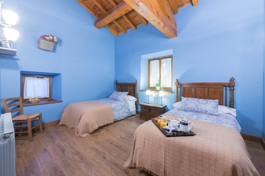 Ekolanda Guest House Esnoz Rom bilde